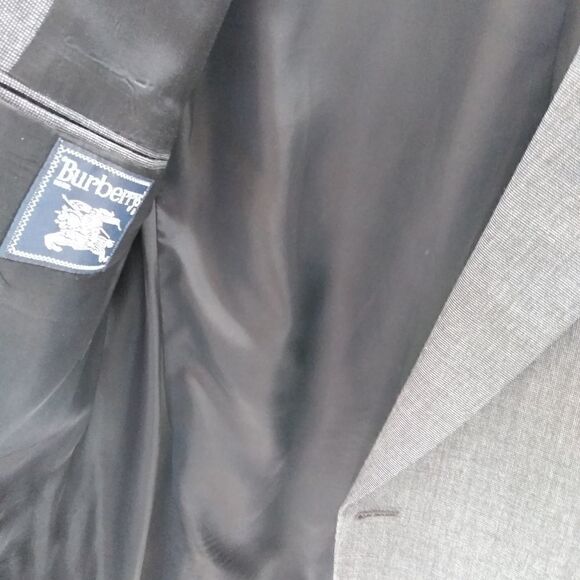Vintage Burberry's suit jacket - Picture 7 of 8